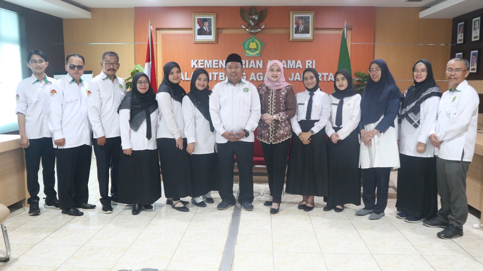 Dari Amanah Menjadi Dedikasi, Lima PNS BLA Jakarta Ikuti Pelantikan dan Sumpah Jabatan Fungsional