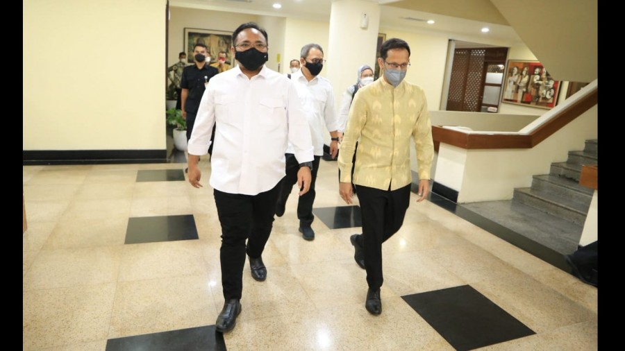 Bertemu Mendikbud, Menag Diskusi tentang Pendidikan