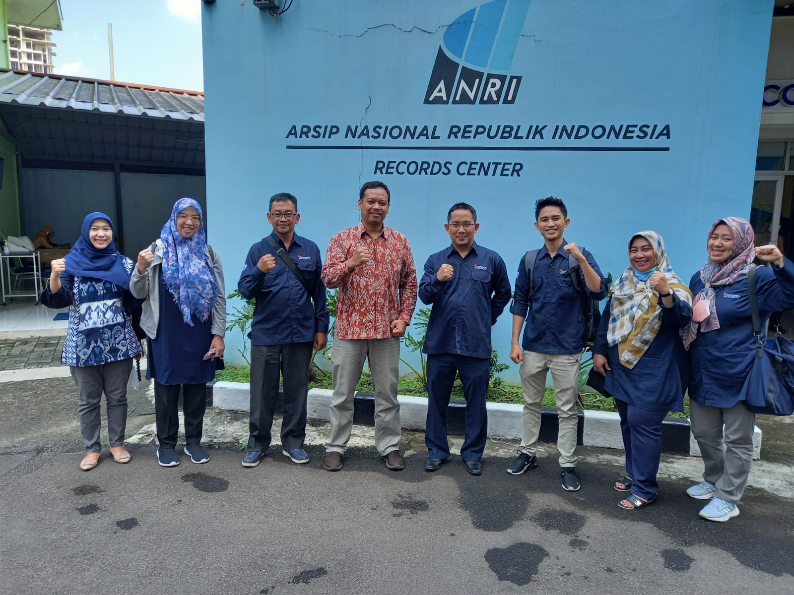 Benchmark Tim BLAJ Ke Arsip Nasional Republik Indonesia
