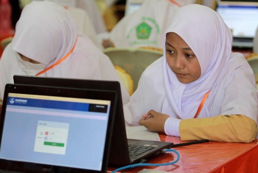 Perlu Regulasi untuk Antisipasi Dampak Negatif Penggunaan Gawai bagi Siswa Madrasah