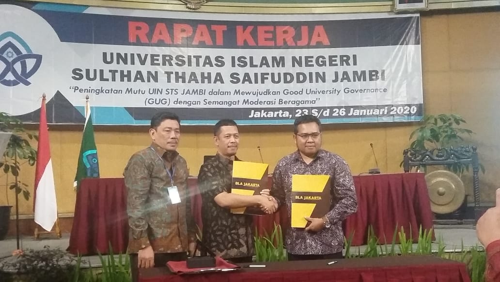 BLAJ dan  LP2M UIN Jambi Tandatangani MoU Riset Kolaboratif