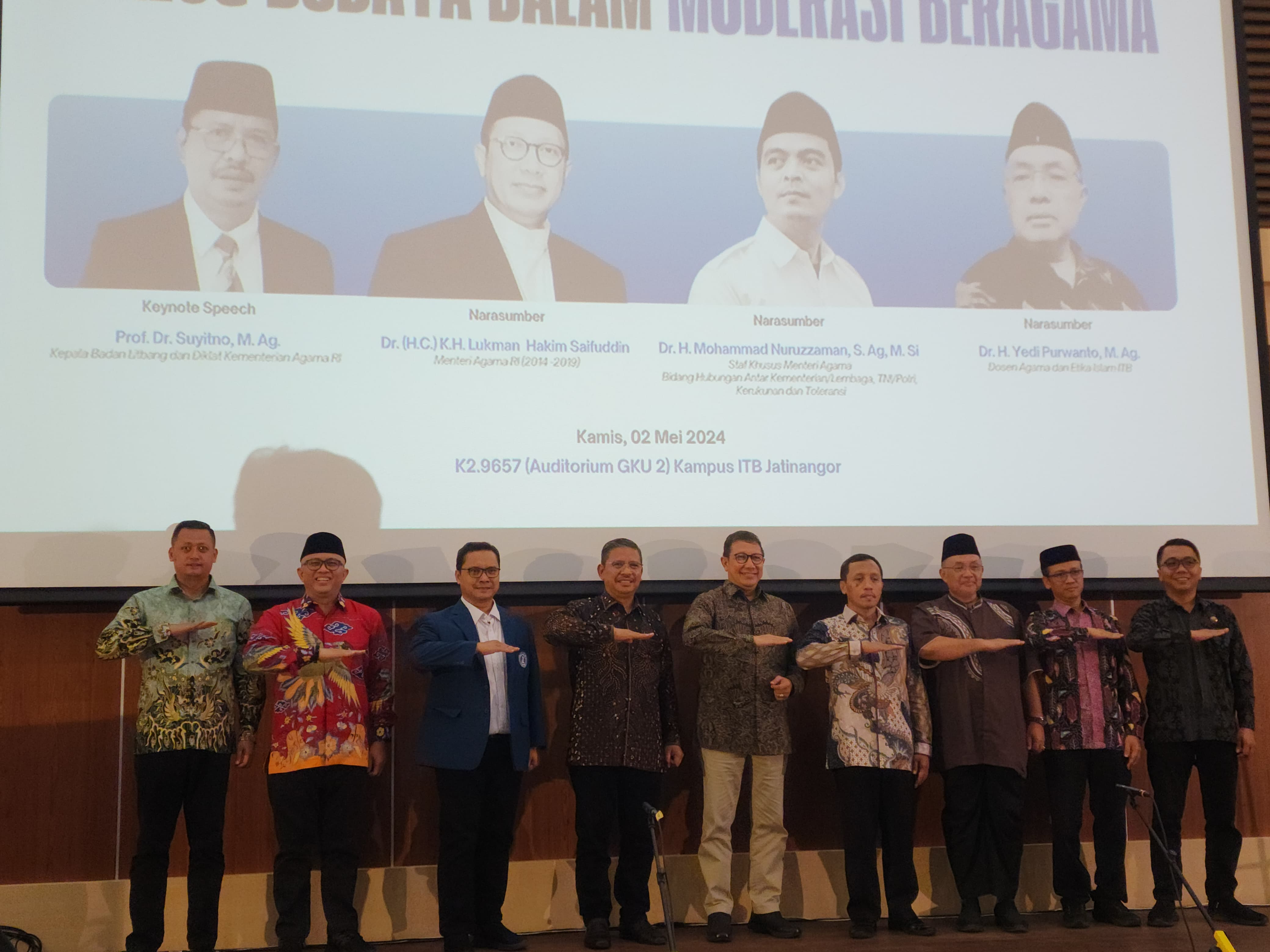 Ratusan Mahasiswa dan Akademisi Hadiri Dialog Budaya Dalam Moderasi Beragama BLAJ di ITB