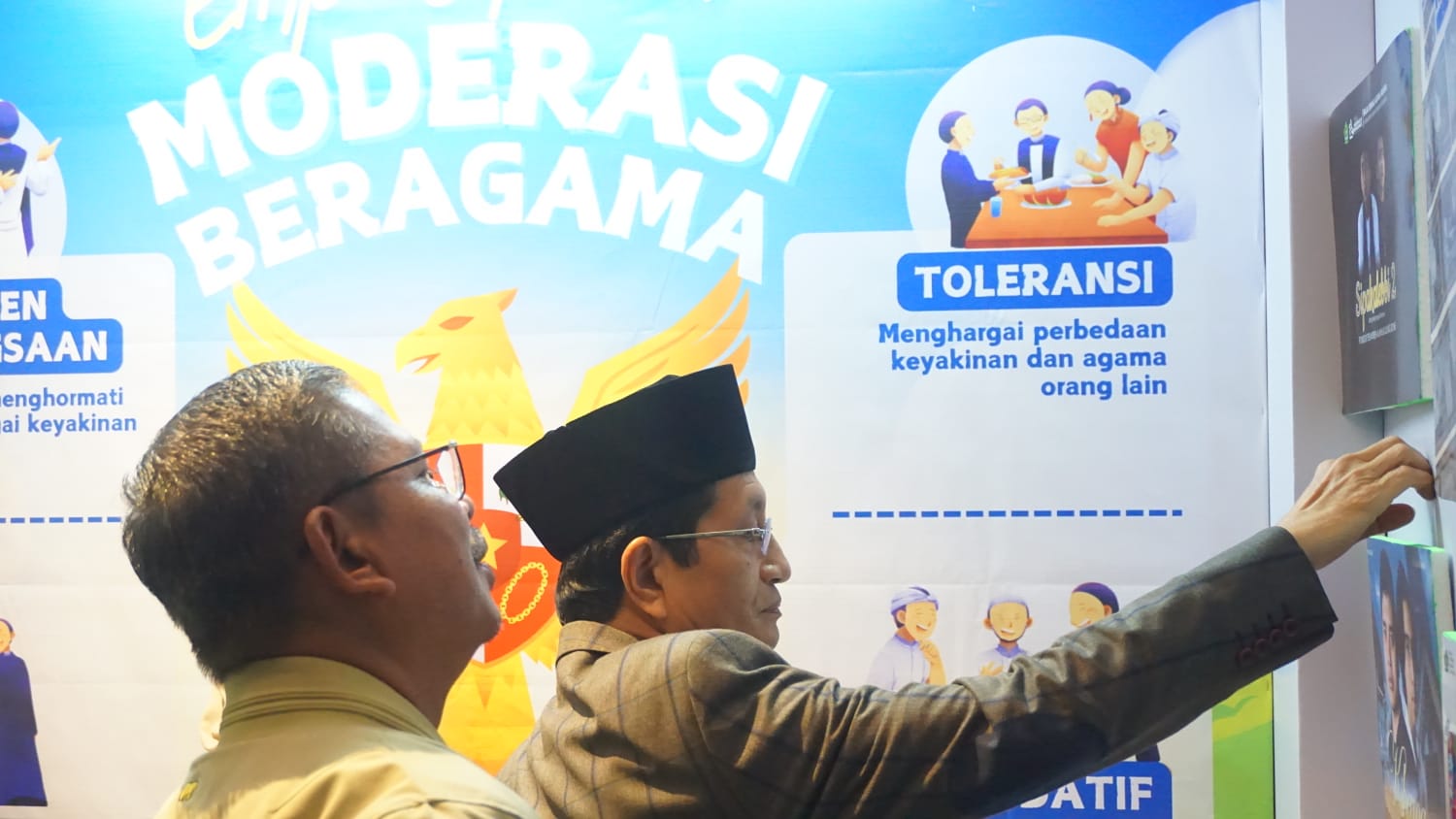 Menteri Agama dan Penasehat DWP Kemenag Apresiasi Booth BLA Jakarta di Expo on Religious Harmony 2024